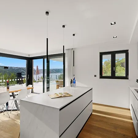 Adria Blue * Bakarac