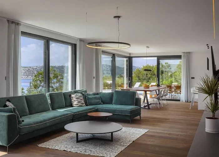 Adria Blue 別荘 バカラス