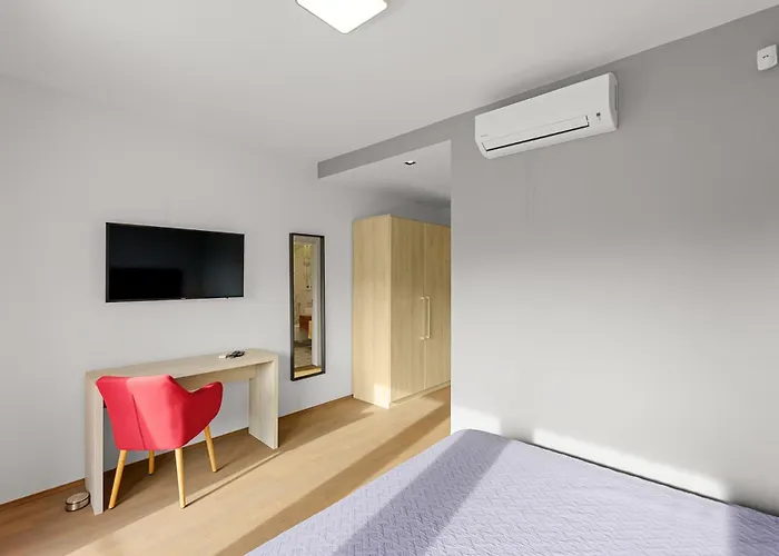 Adria Blue バカラス